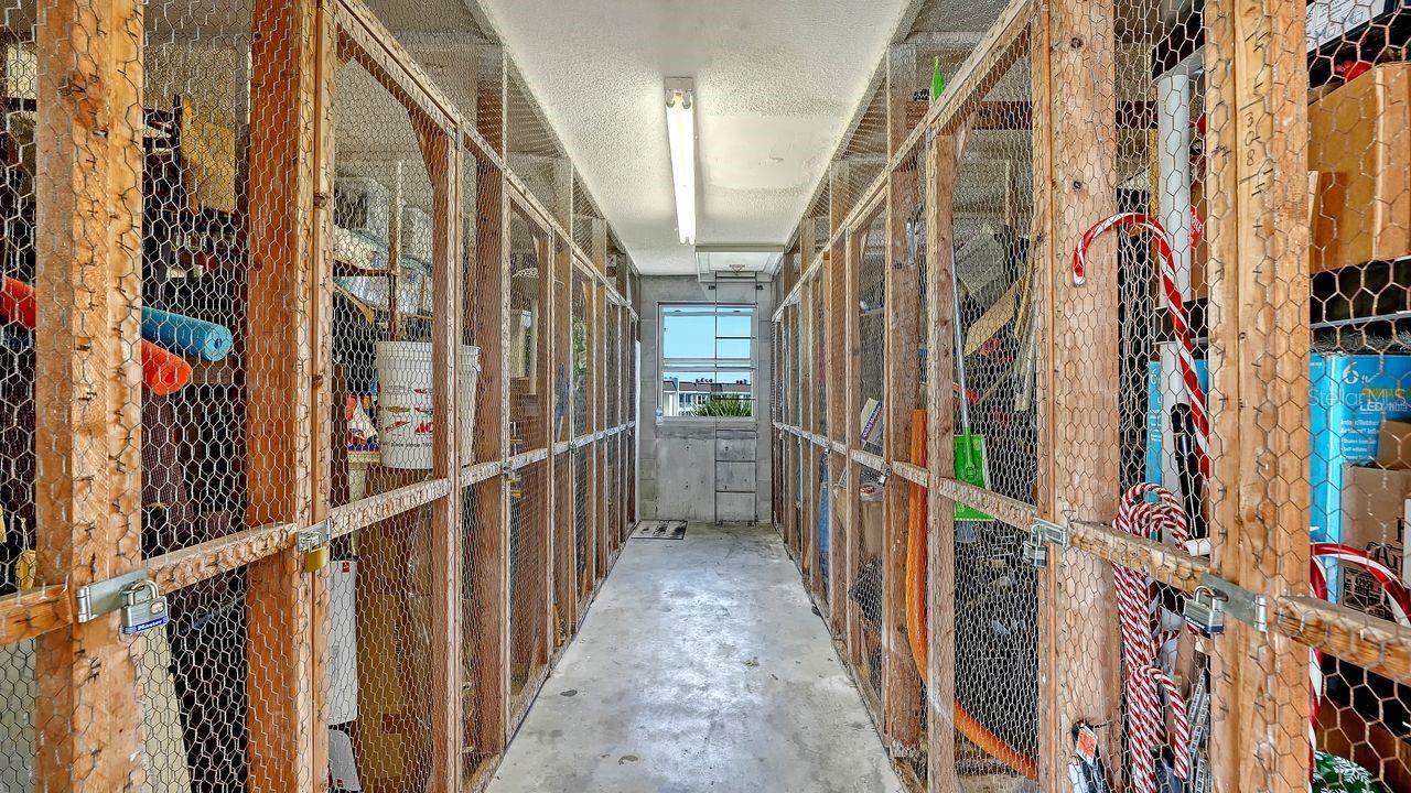 LONGBOAT HARBOUR - Residential