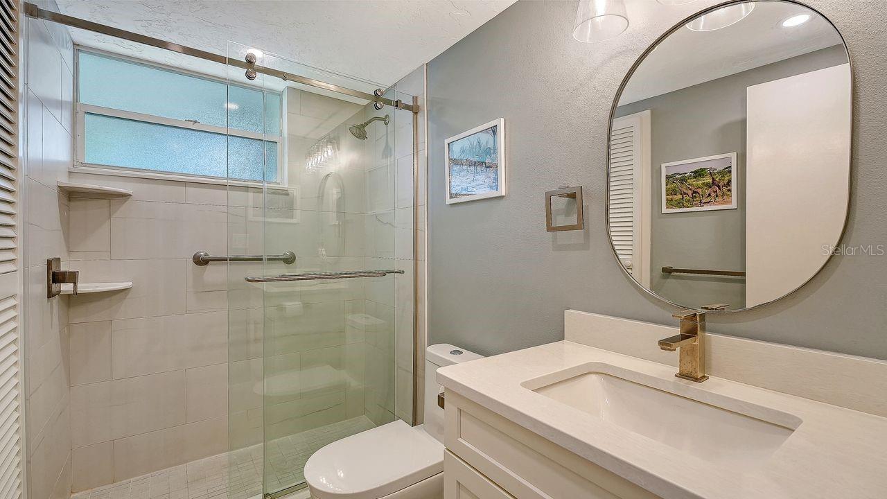 LONGBOAT HARBOUR - Residential