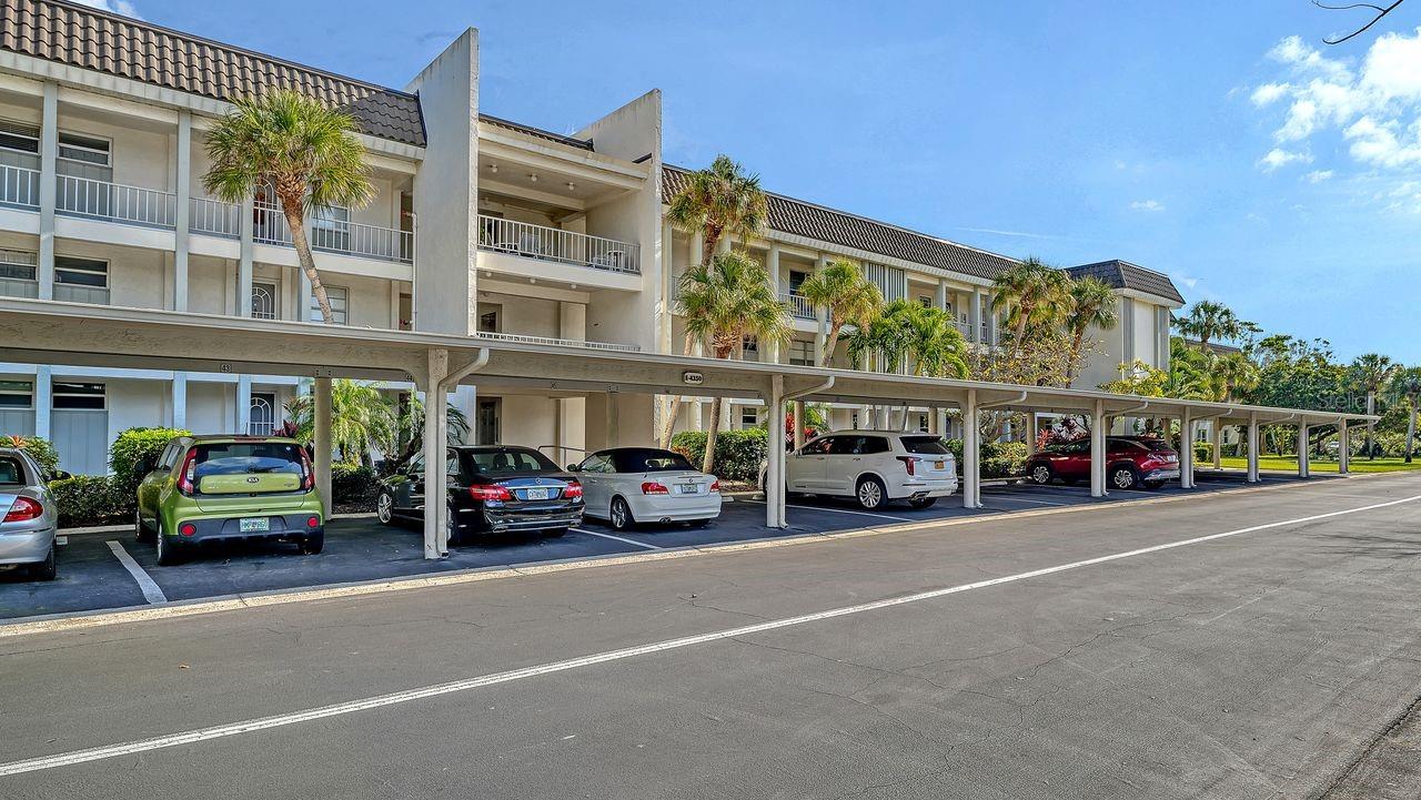 LONGBOAT HARBOUR - Residential