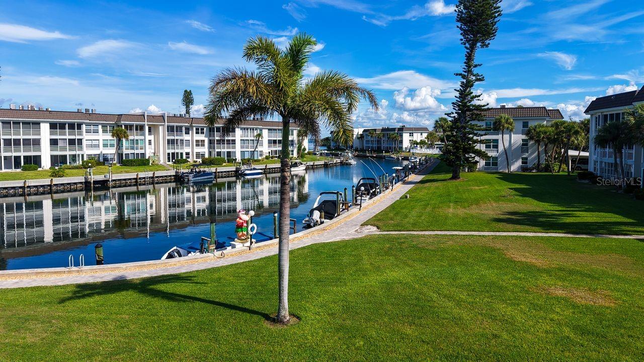 LONGBOAT HARBOUR - Residential