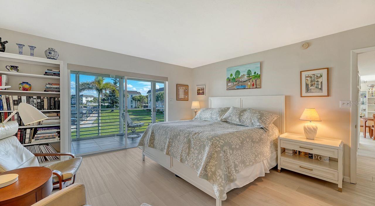 LONGBOAT HARBOUR - Residential