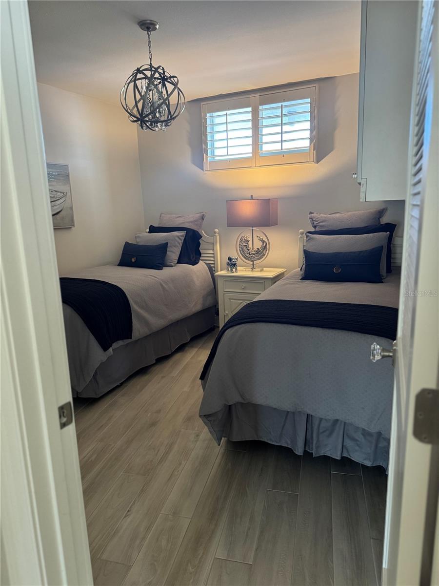 SANDS POINT - Residential Lease