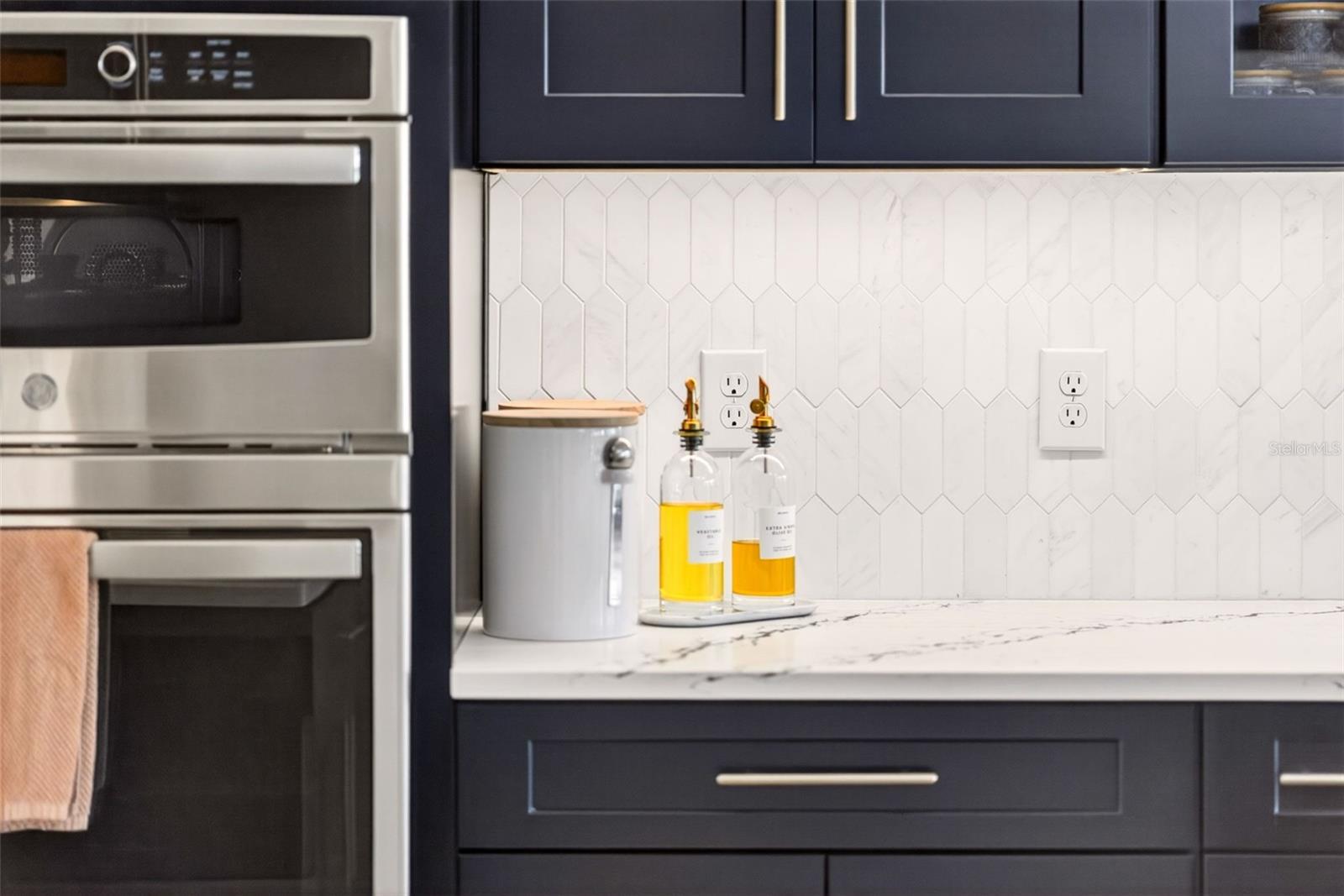 SWEETWATER AT LAKEWOOD RANCH PH I & II - Residential