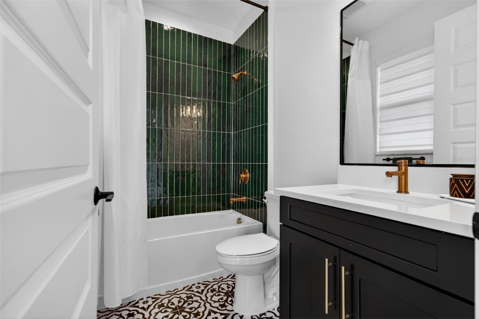 SWEETWATER AT LAKEWOOD RANCH PH I & II - Residential