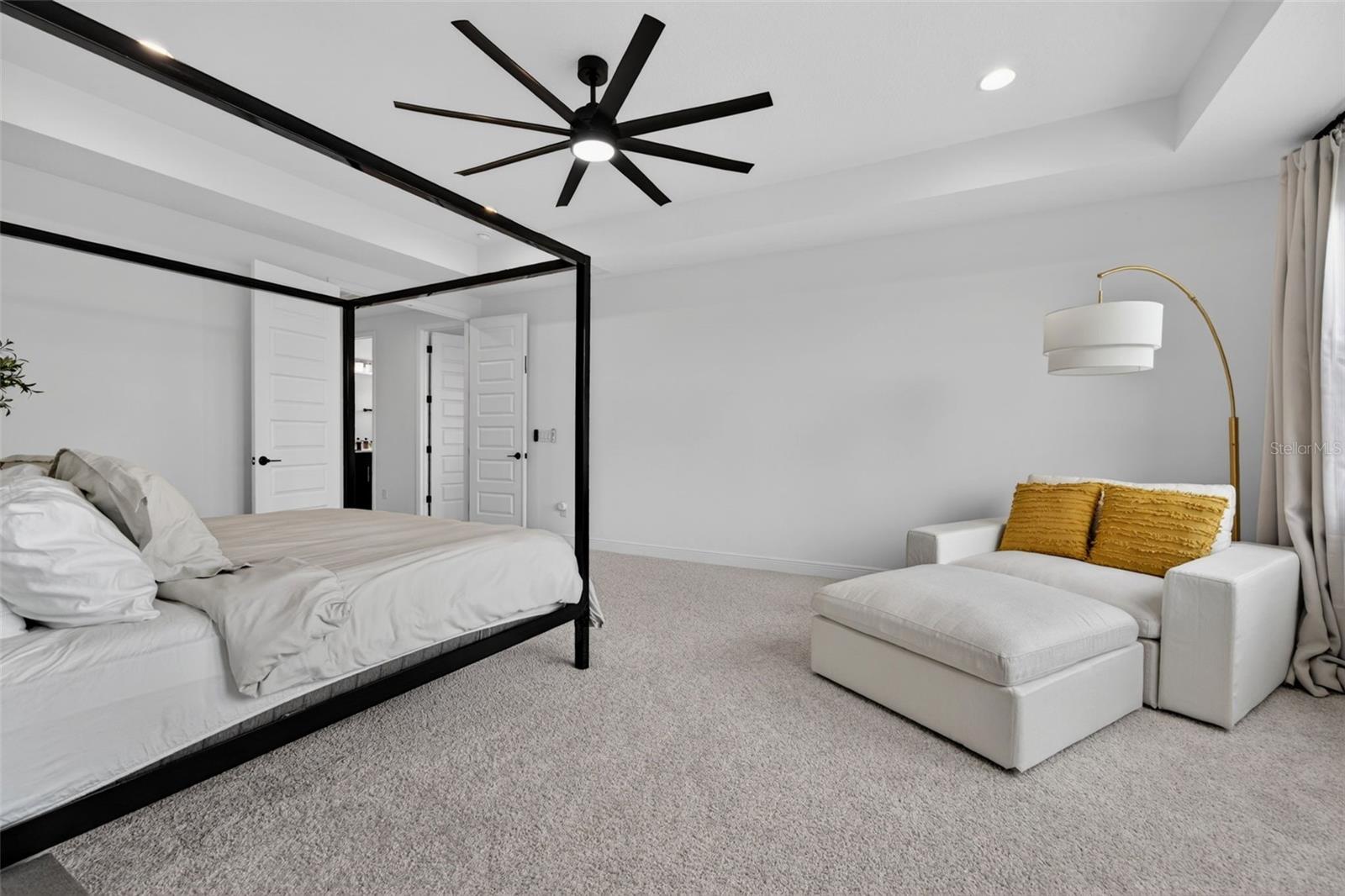 SWEETWATER AT LAKEWOOD RANCH PH I & II - Residential