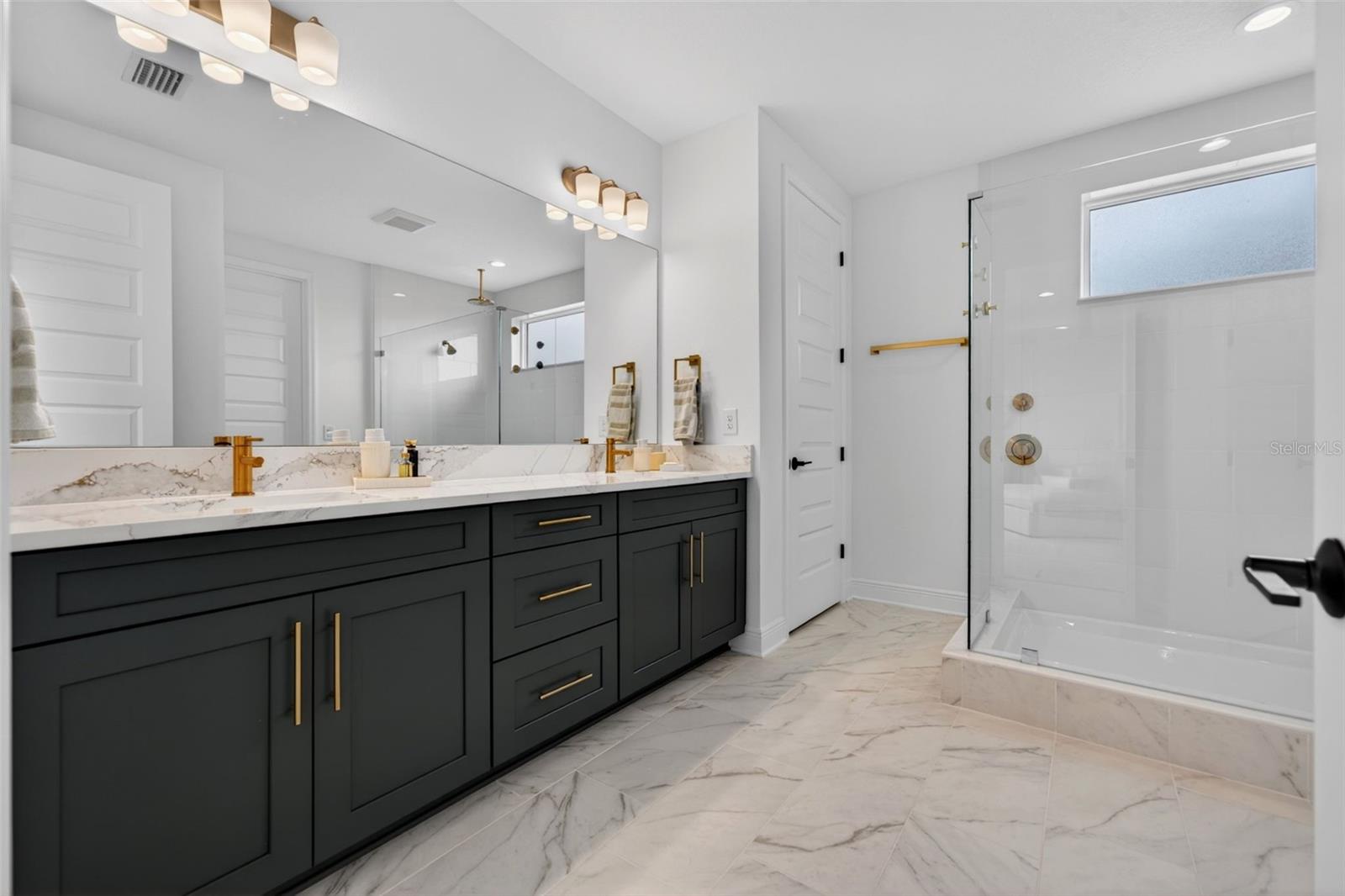 SWEETWATER AT LAKEWOOD RANCH PH I & II - Residential