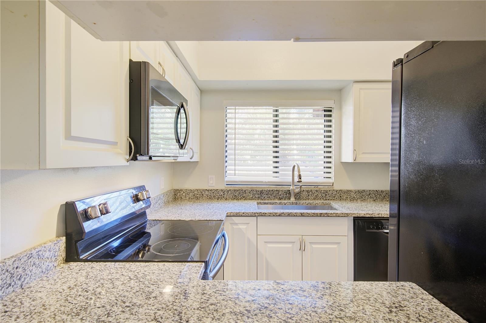 CYPRESS CLUB - Residential