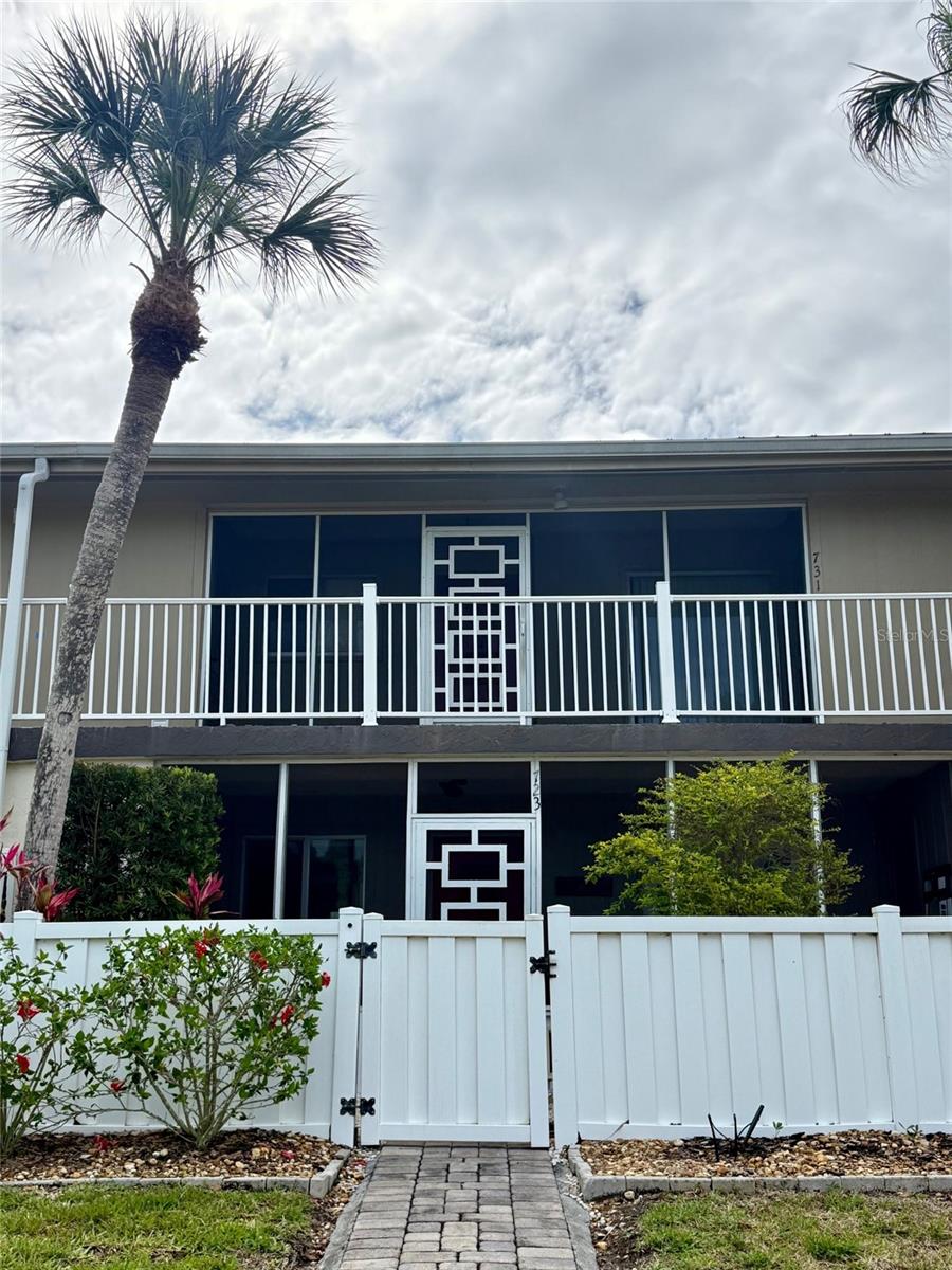 731 MANATEE AVENUE 731
