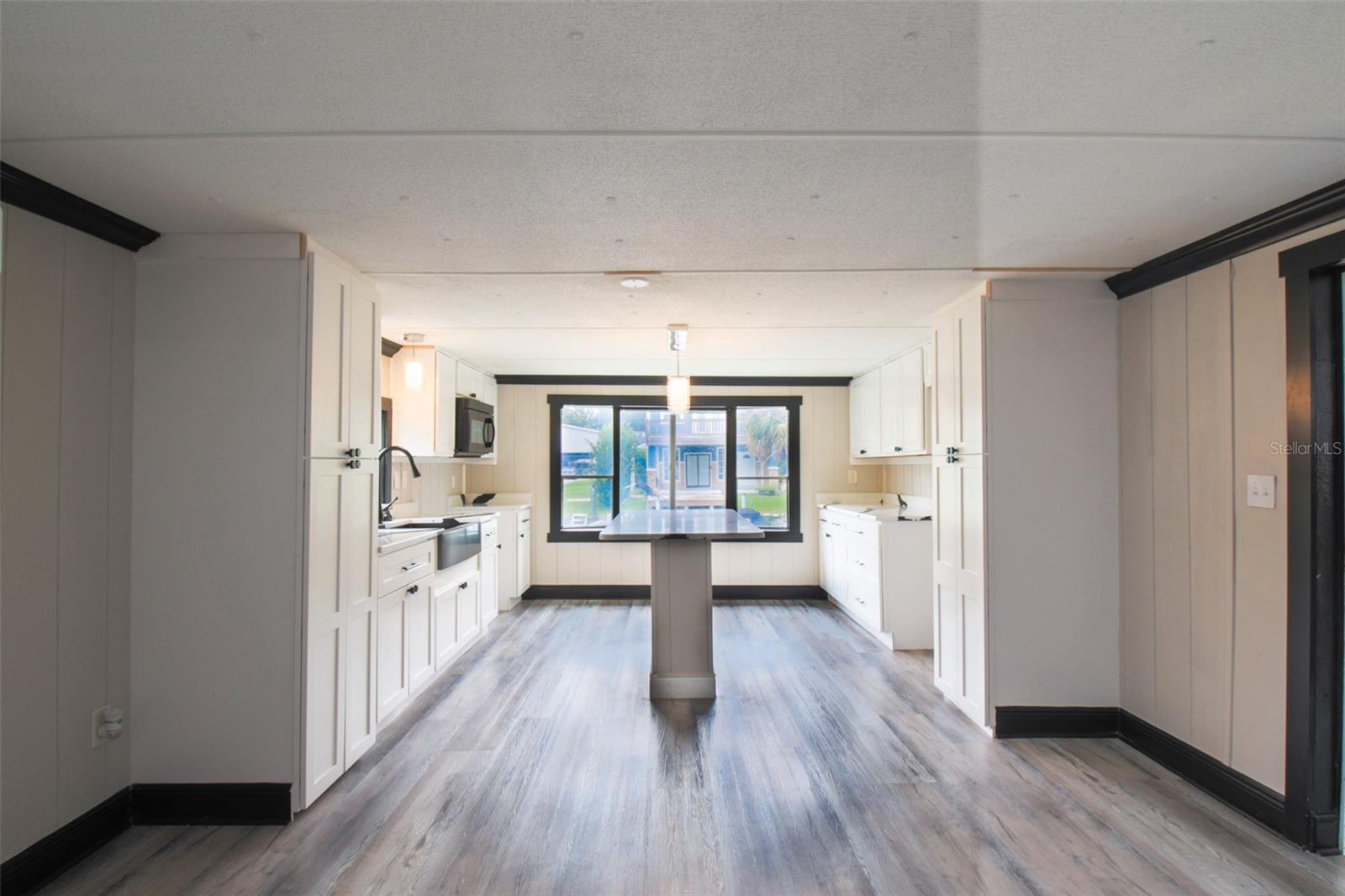 7287 ABERDEEN COURT