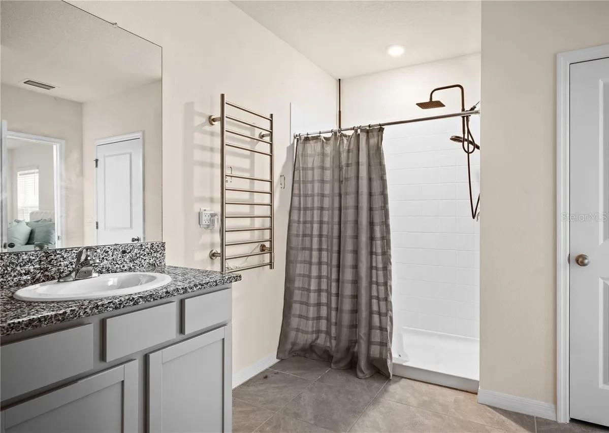 FOREST BROOKE PH 4B - Residential Lease