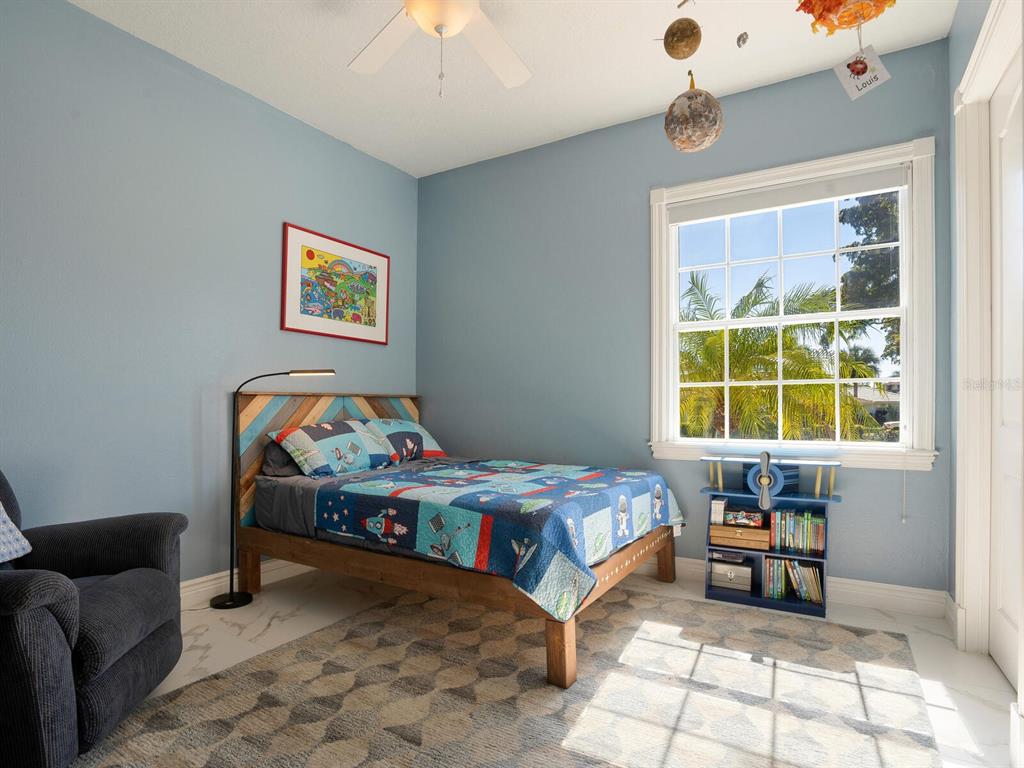 ACREAGE & UNREC - Residential