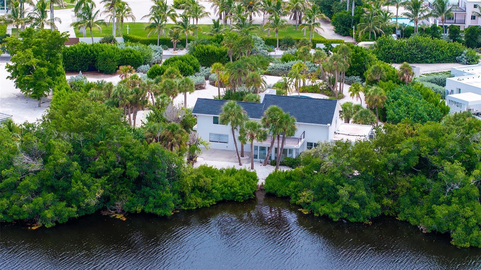 7665 SANDERLING ROAD