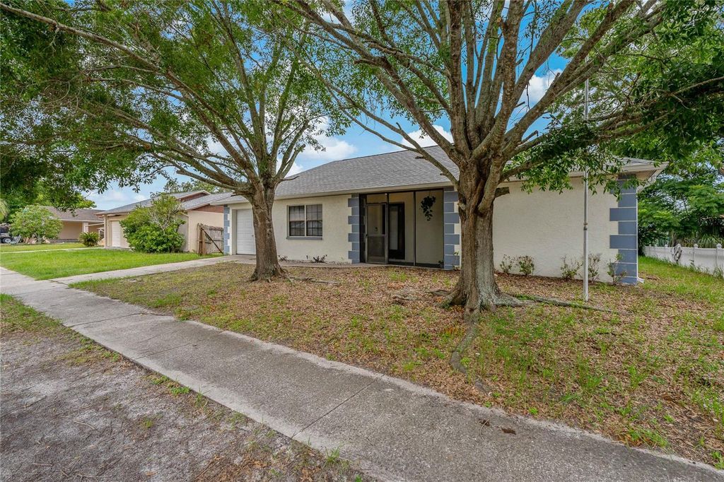 Photo of 1301 Mandarin Drive, Holiday, FL 34691 (MLS # TB8494463)