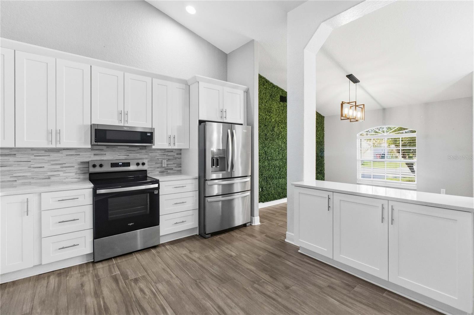 CANOE CREEK LAKES UNIT 4 - Residential