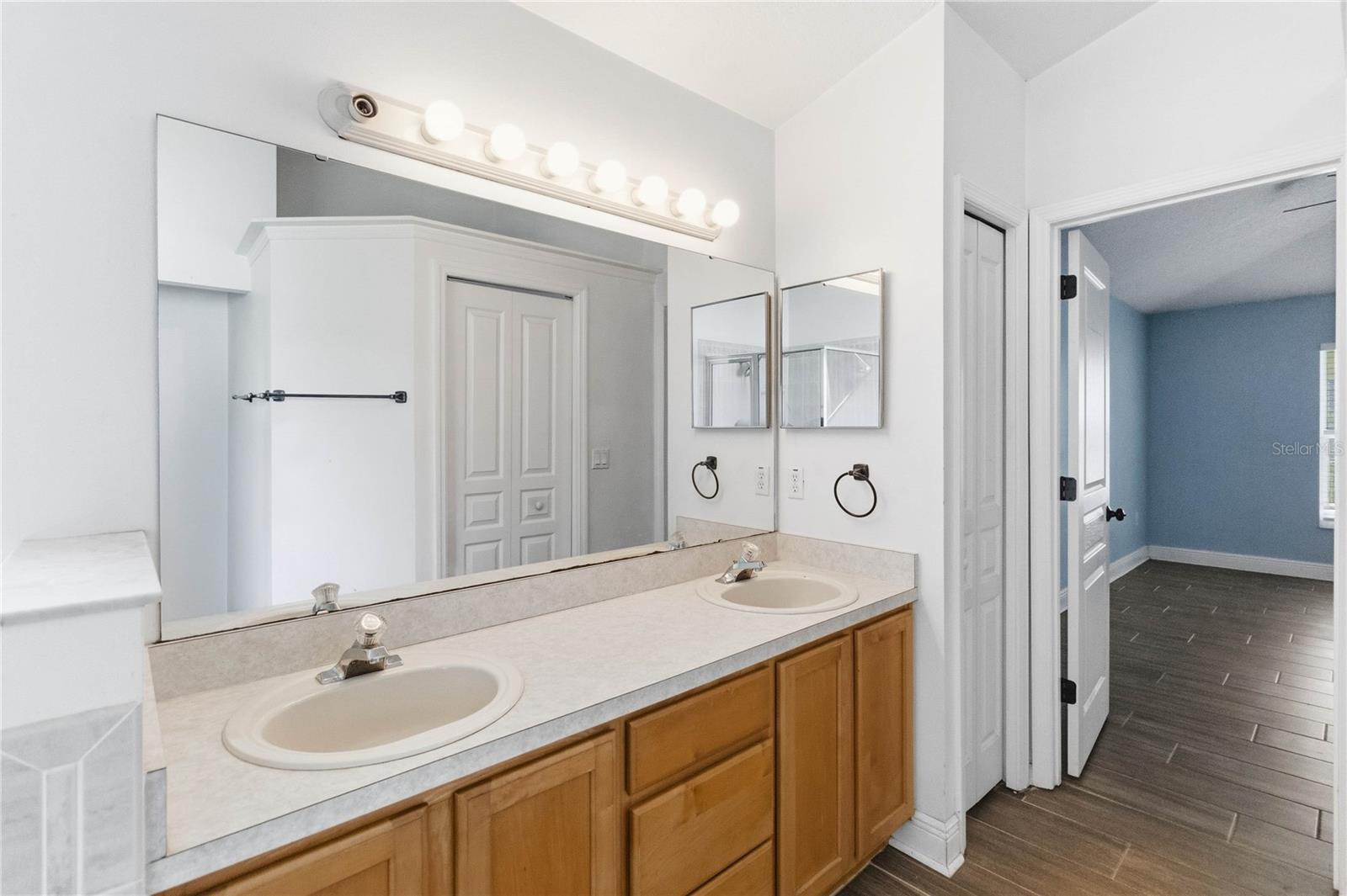CANOE CREEK LAKES UNIT 4 - Residential