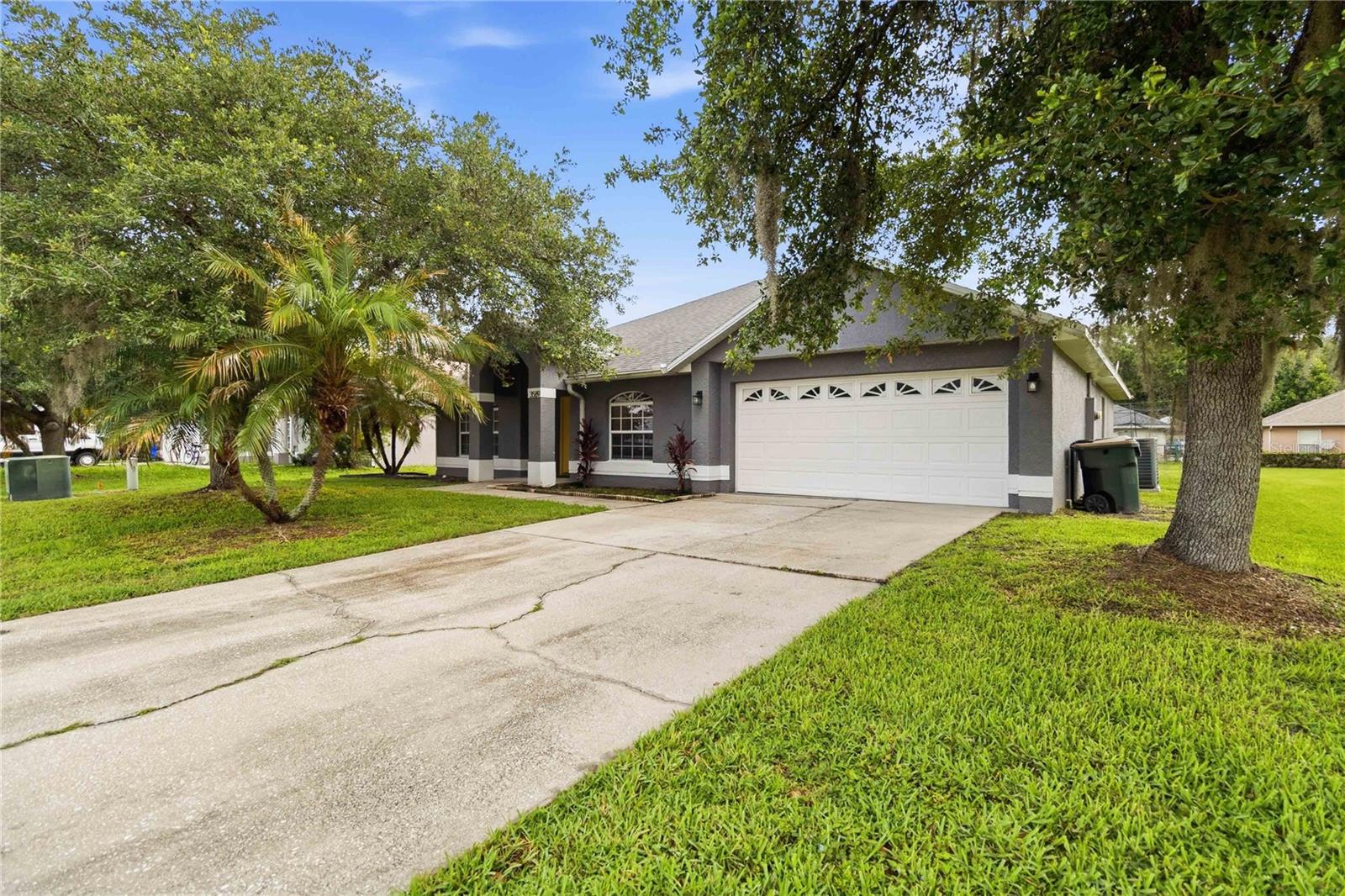 3589 YELLOW BIRD COURT