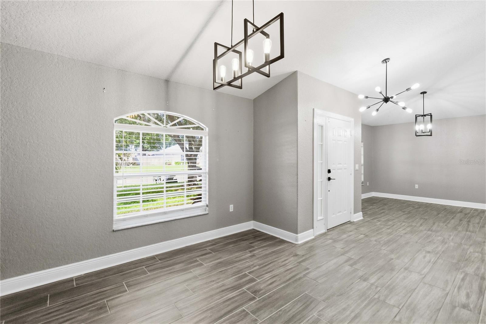 CANOE CREEK LAKES UNIT 4 - Residential