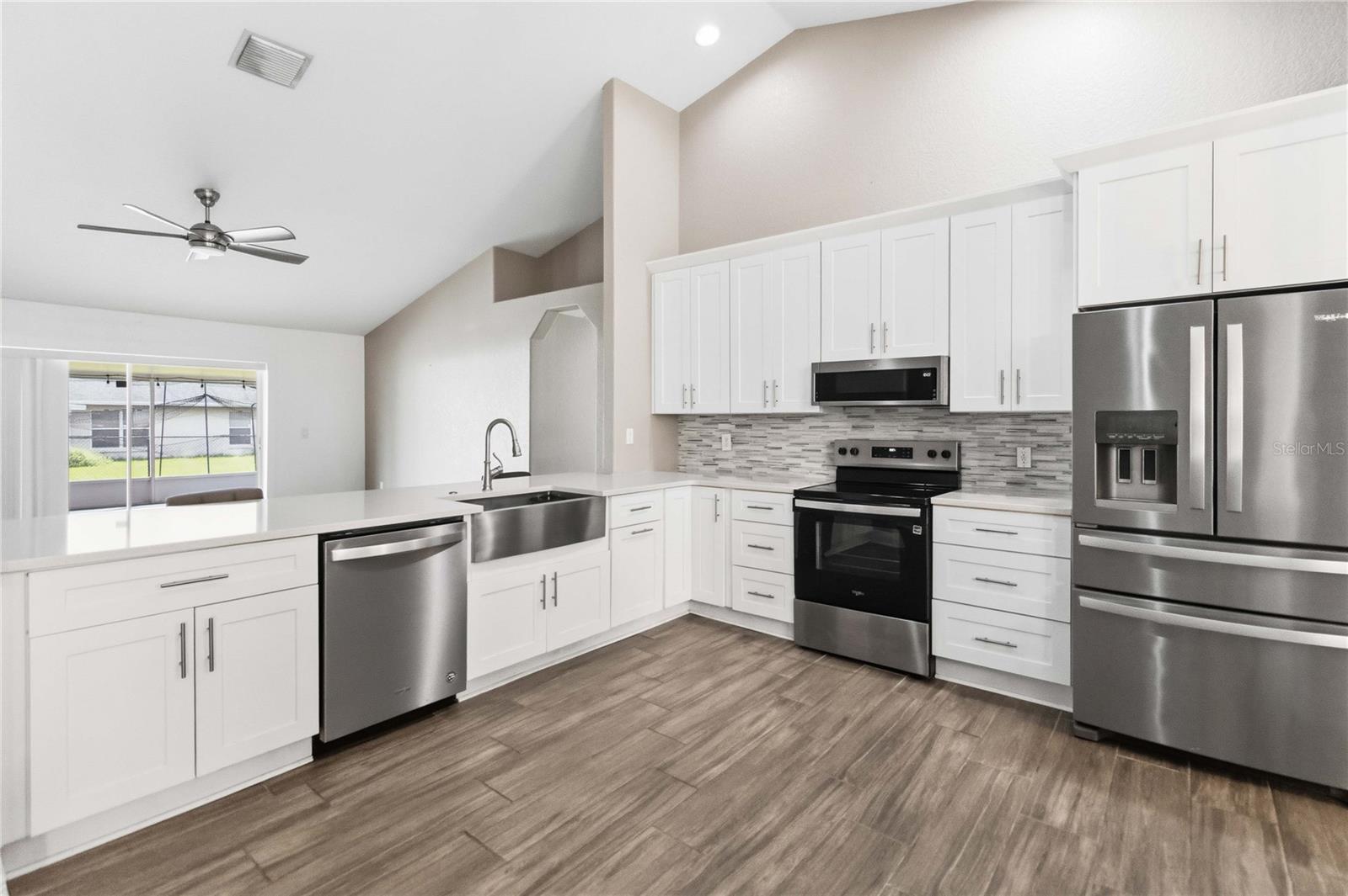 CANOE CREEK LAKES UNIT 4 - Residential