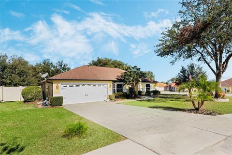 A home in GROVELAND