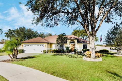 A home in GROVELAND