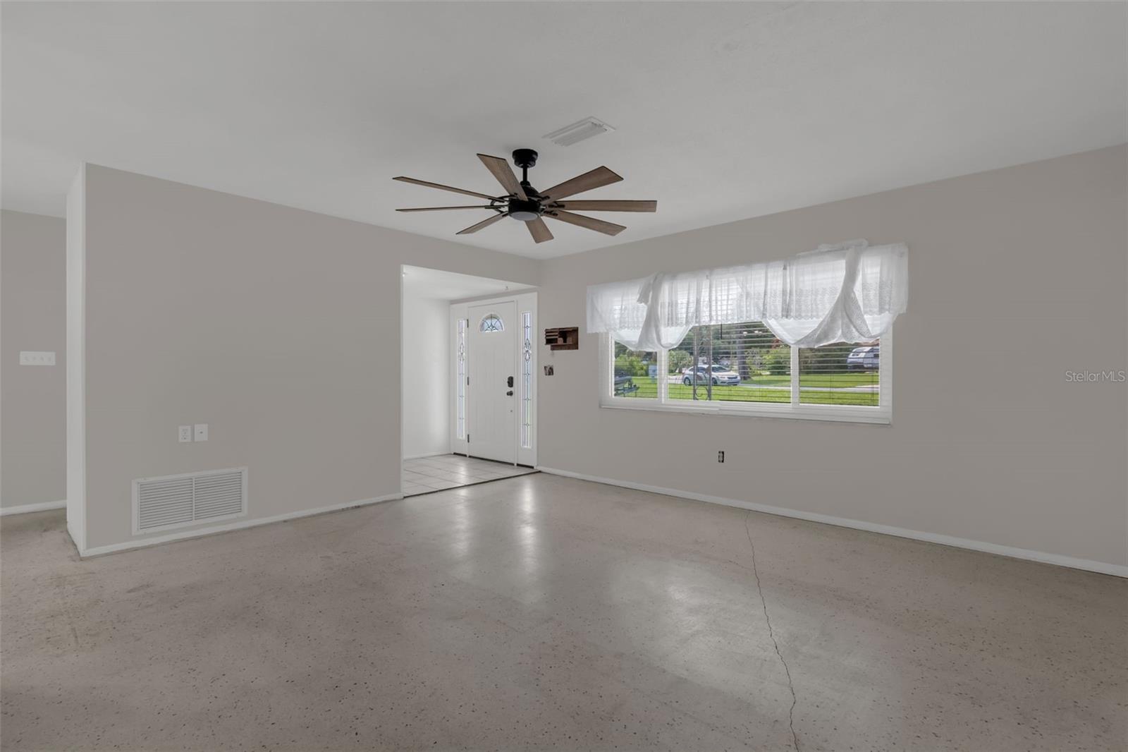 35505 CRESCENT DRIVE