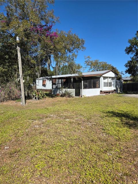 1208 PATRICIA STREET SEBRING FL 33875