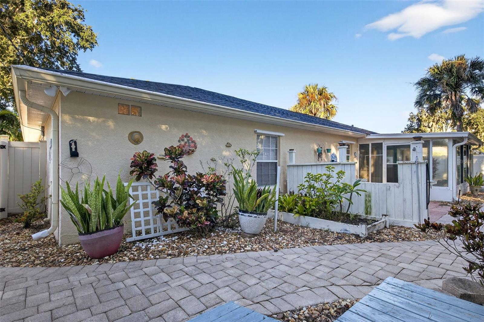 FLORIDA SHORES 01 - Residential