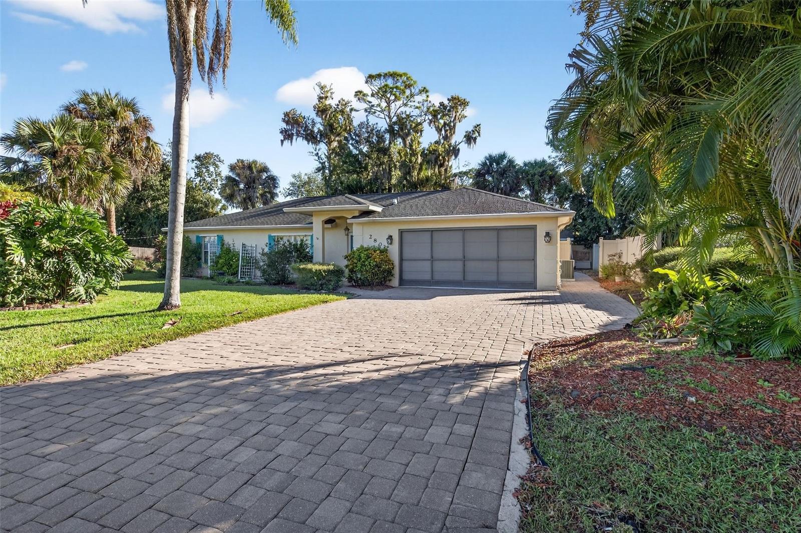 2803 VISTA PALM DRIVE