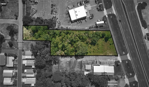 Tiny photo for 1975 SE Us Highway 19, Crystal River, FL 34429 (MLS # TB8559975)