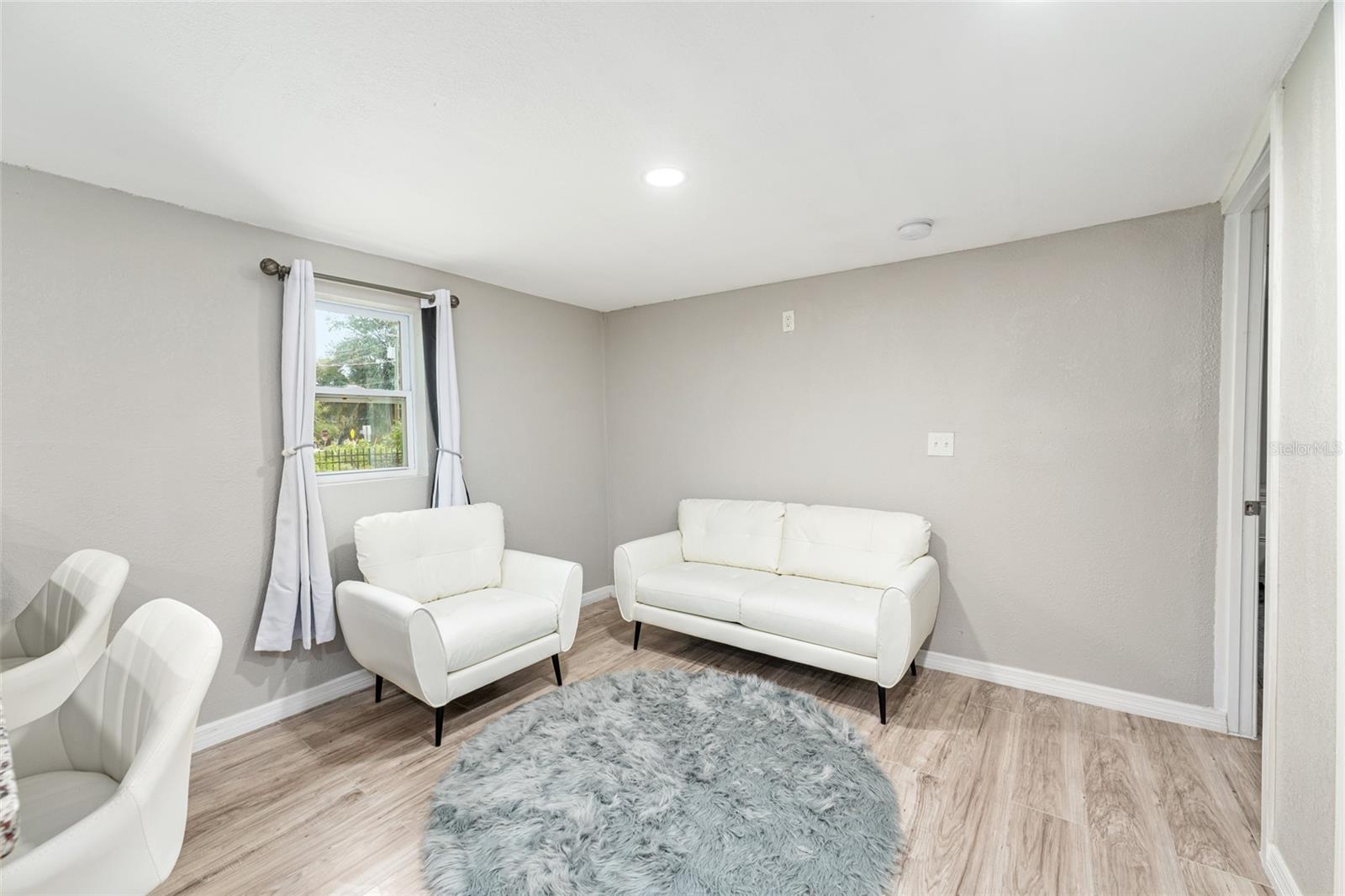 416 SW 5TH STREET
