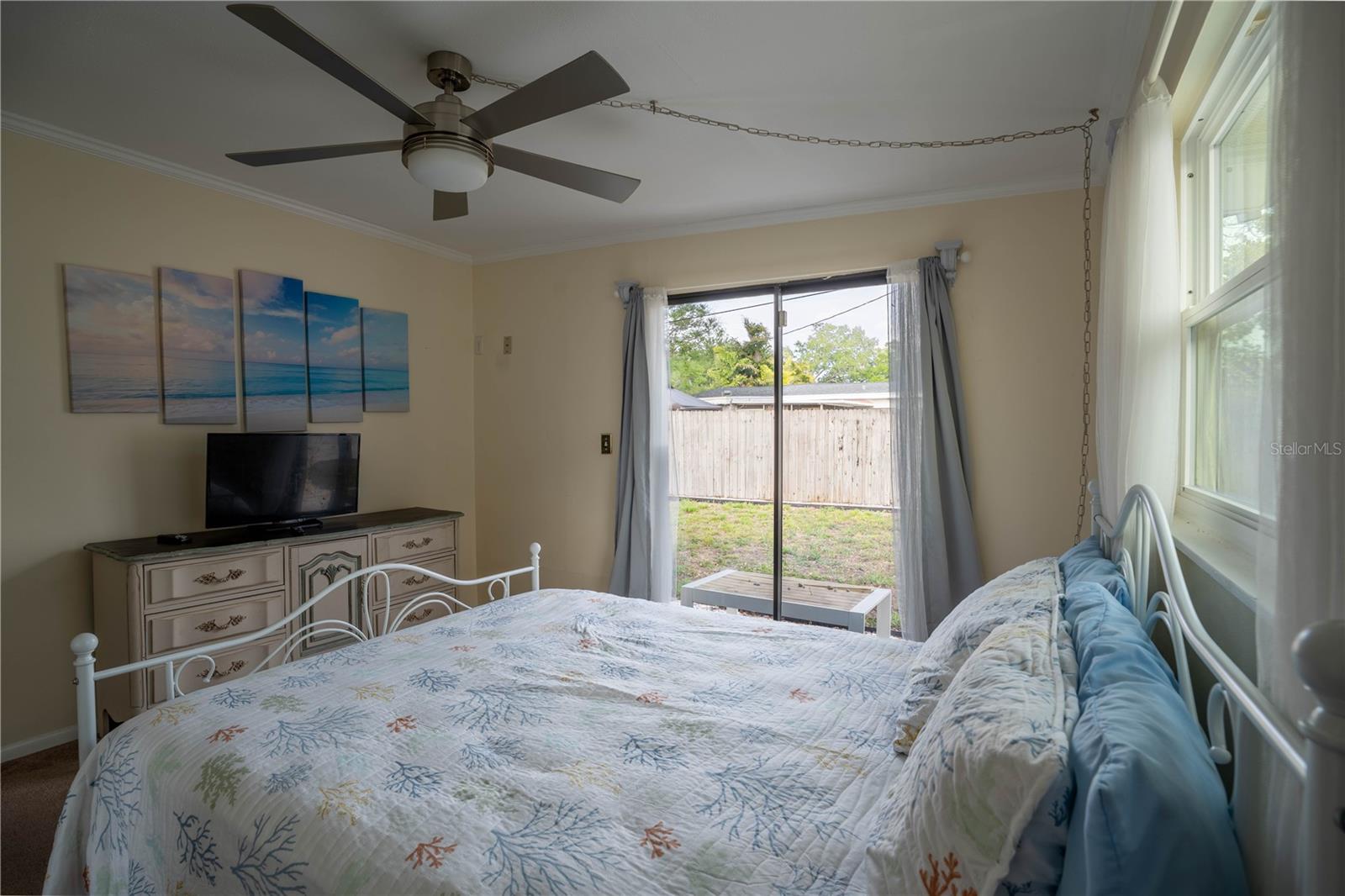 ANONA GROVES - Residential