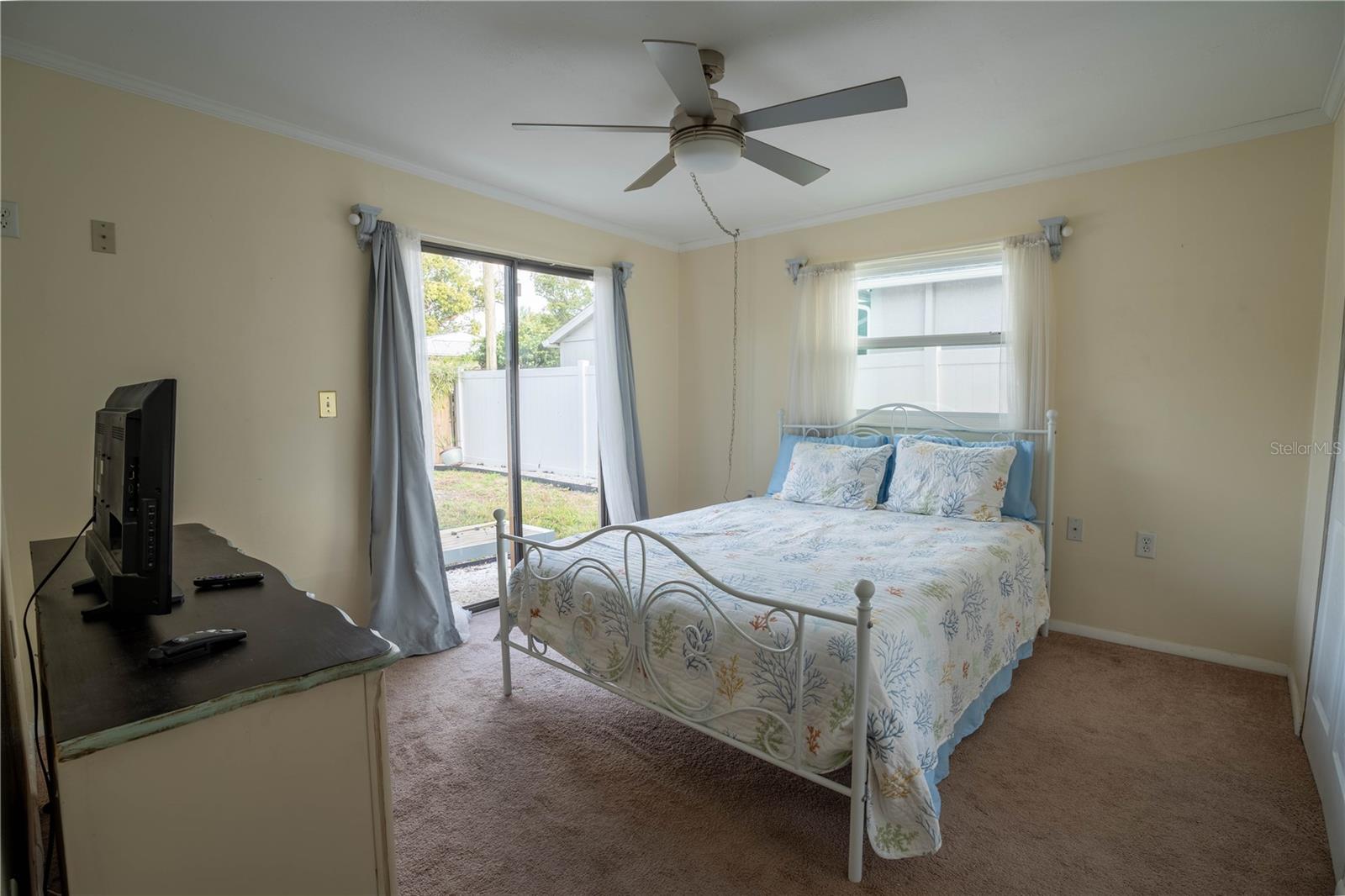 ANONA GROVES - Residential