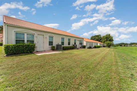 A home in LAKELAND