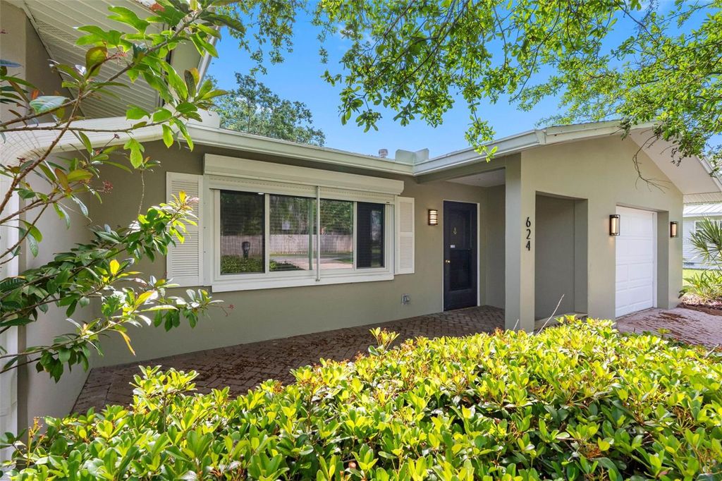 Photo of 624 Orange Street, Palm Harbor, FL 34683 (MLS # TB8495195)