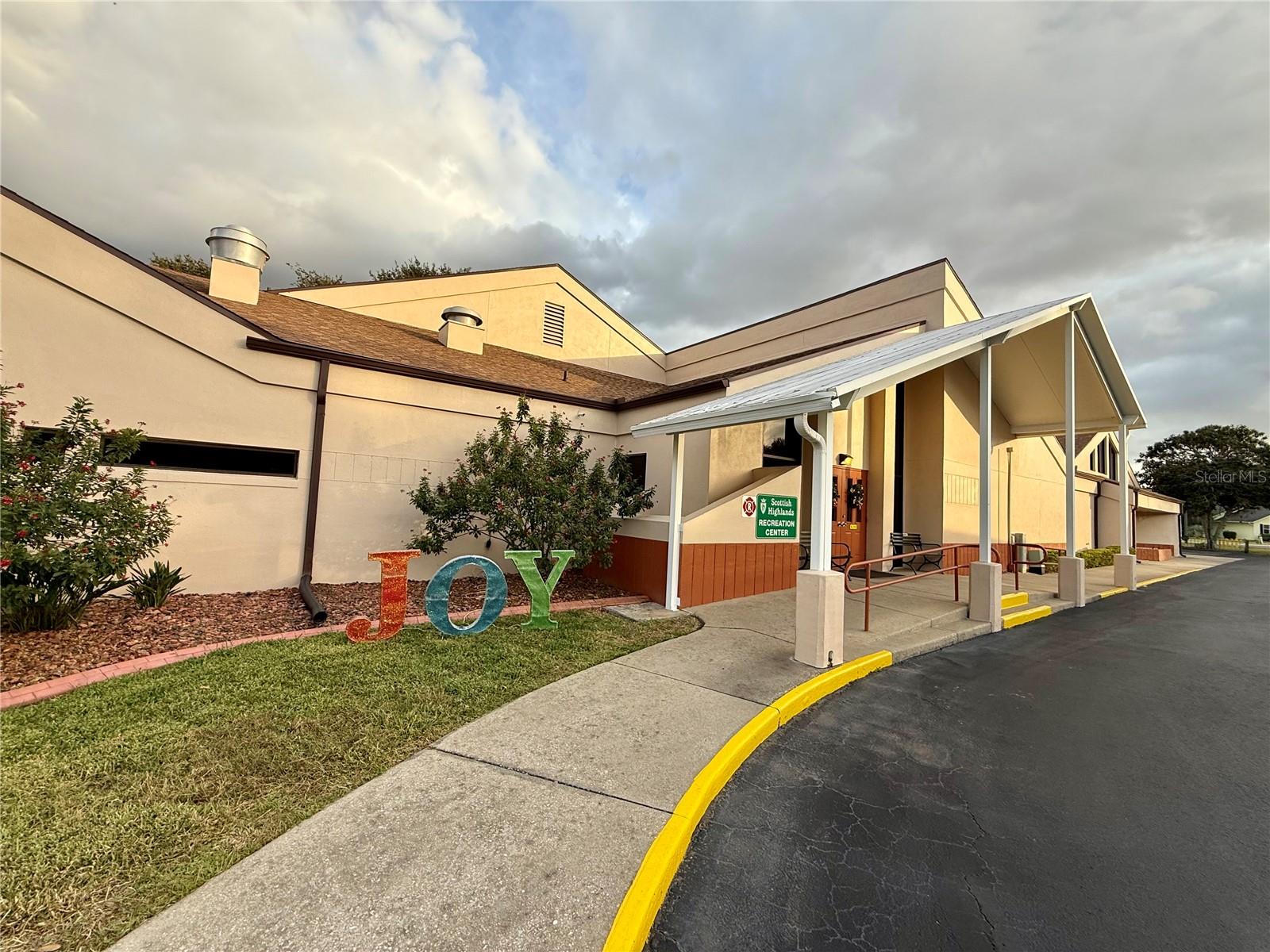 SCOTTISH HIGHLANDS CONDO PH U - Residential