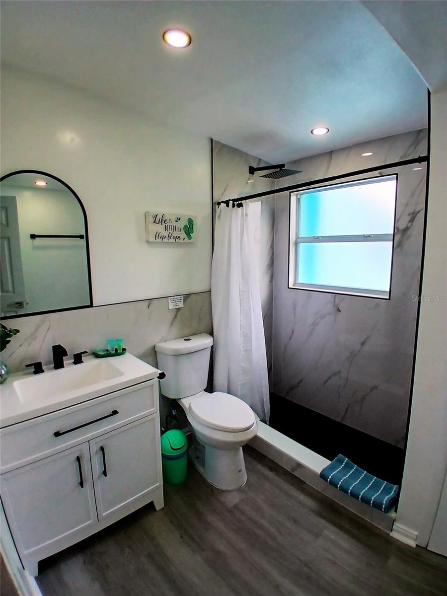 BAYSHORE GARDENS SEC 7 - Residential