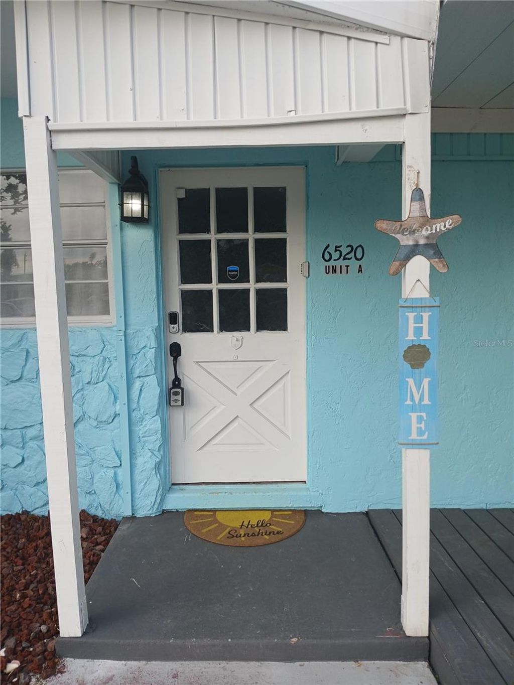 Photo of 6520 Clemson Street, Bradenton, FL 34207 (MLS # A4668775)