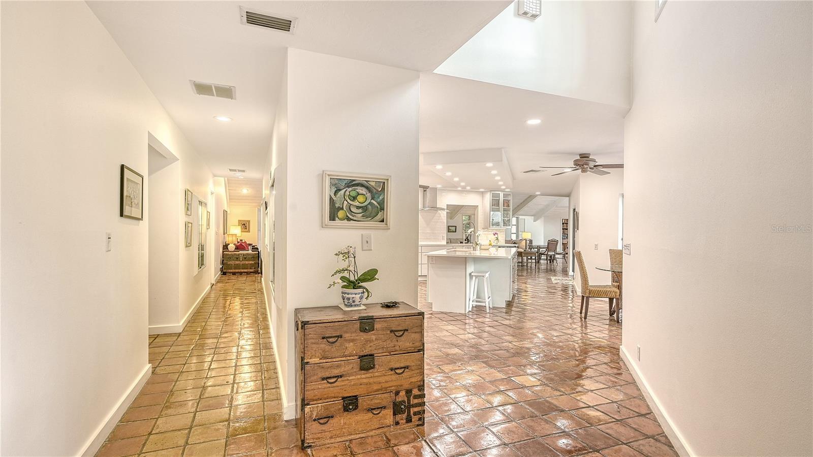 SIESTA ISLES - Residential