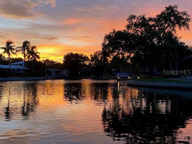 SIESTA ISLES - Residential