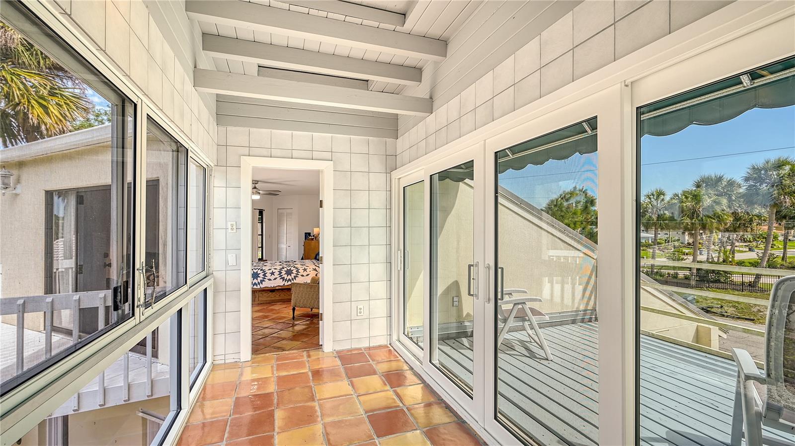 SIESTA ISLES - Residential