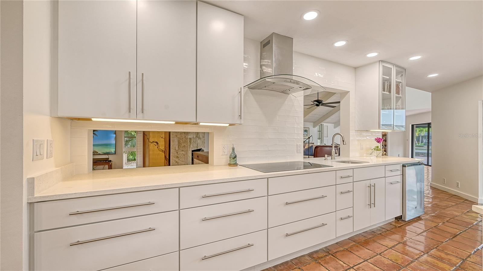 SIESTA ISLES - Residential