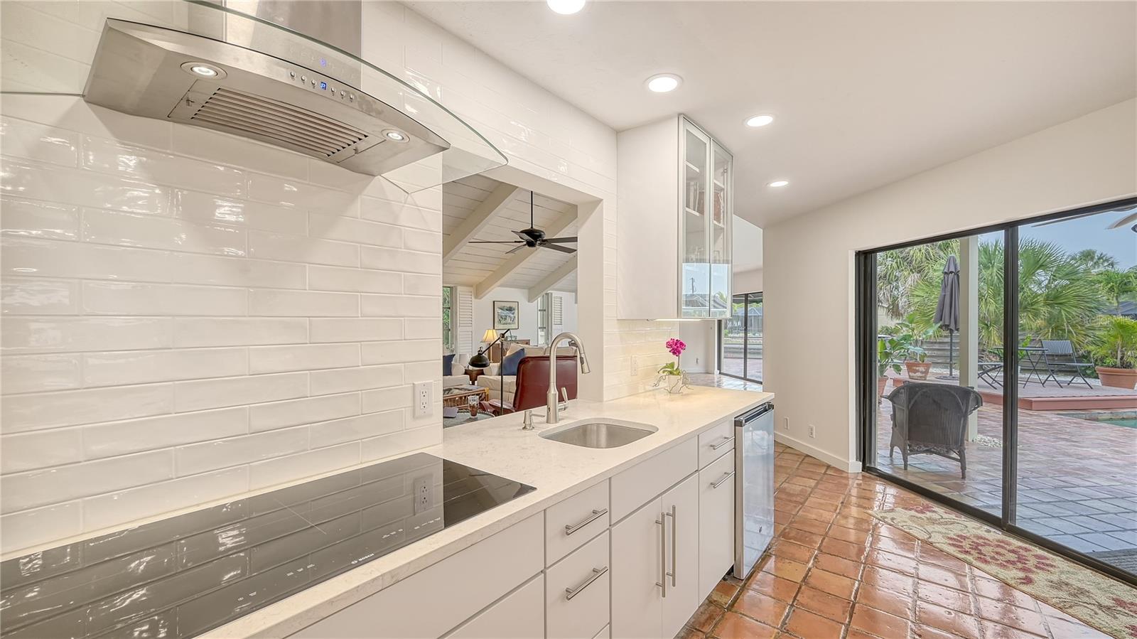 SIESTA ISLES - Residential