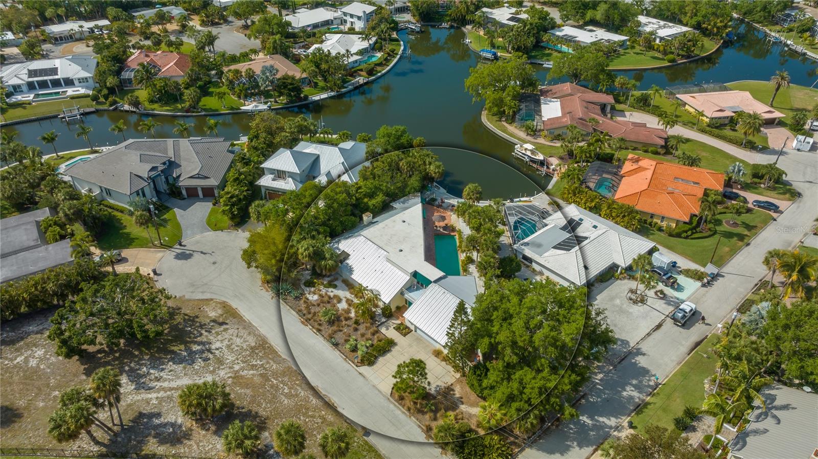 SIESTA ISLES - Residential