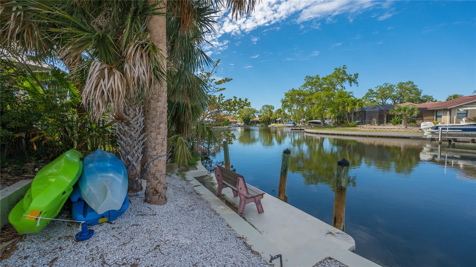 SIESTA ISLES - Residential