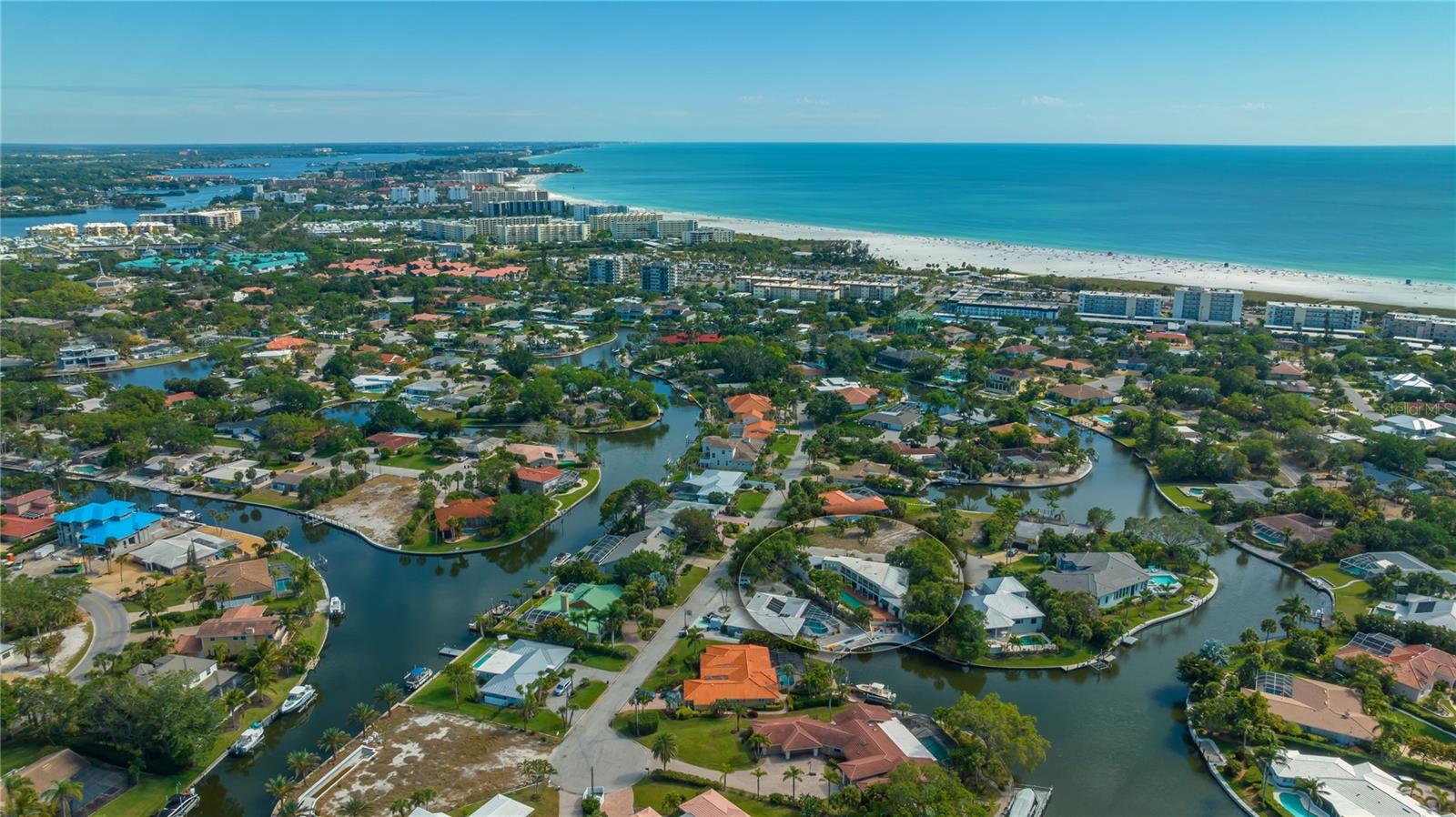 SIESTA ISLES - Residential