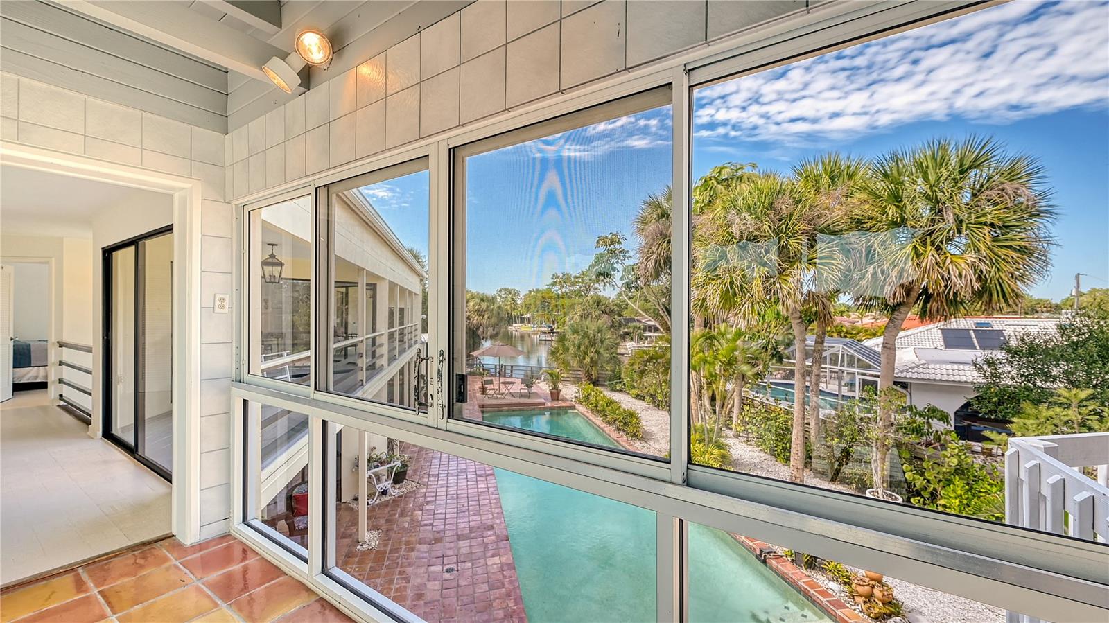 SIESTA ISLES - Residential