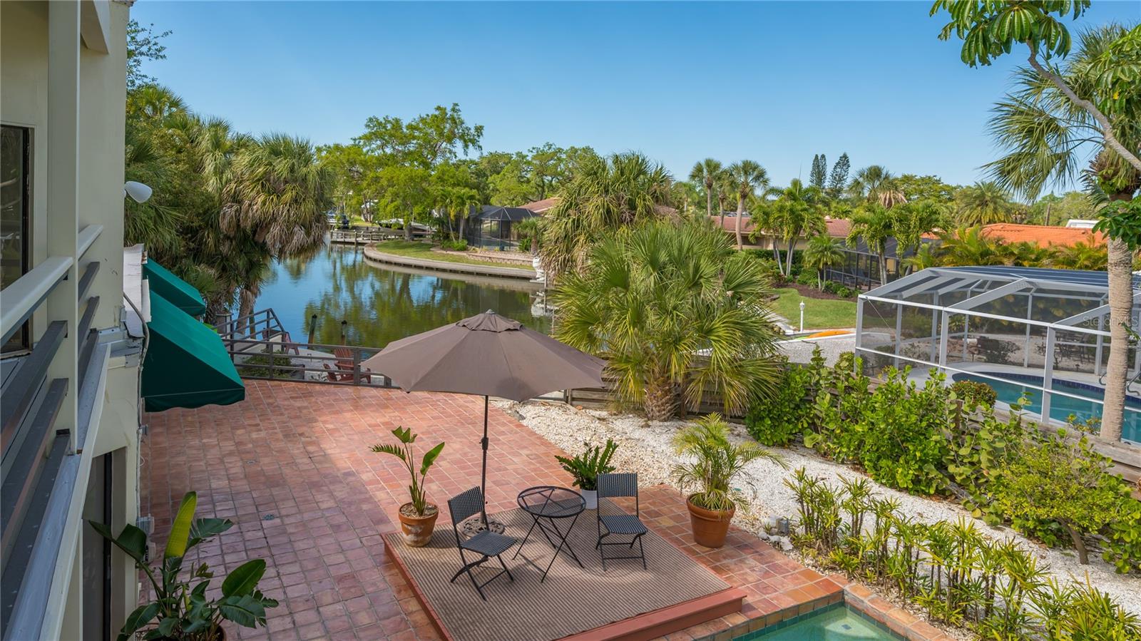 SIESTA ISLES - Residential