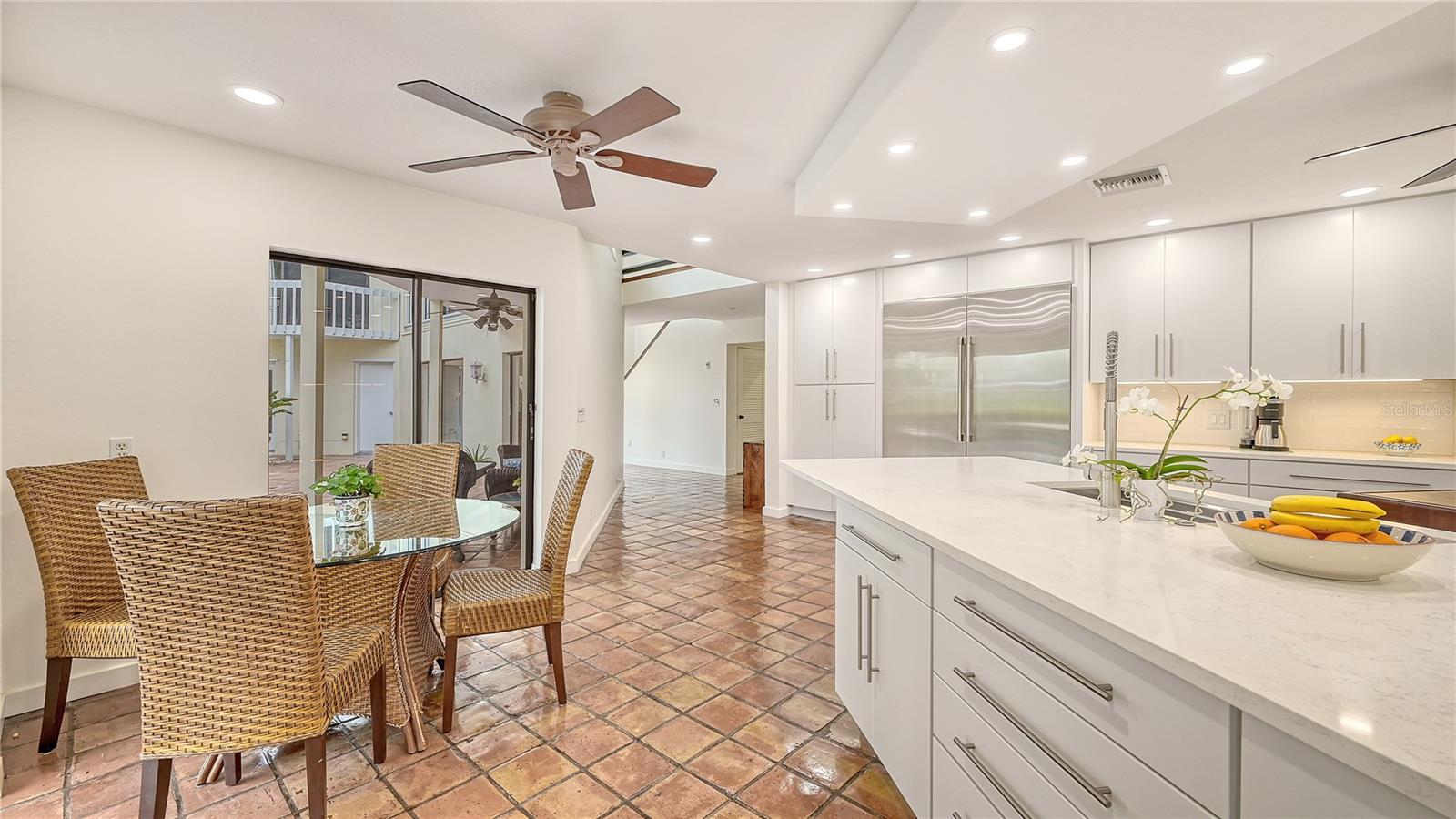 SIESTA ISLES - Residential