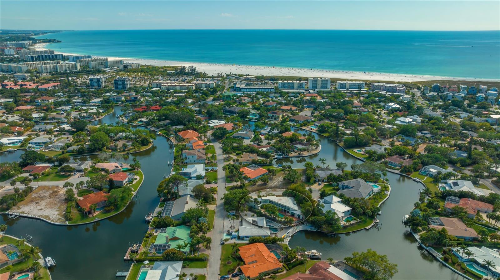 SIESTA ISLES - Residential