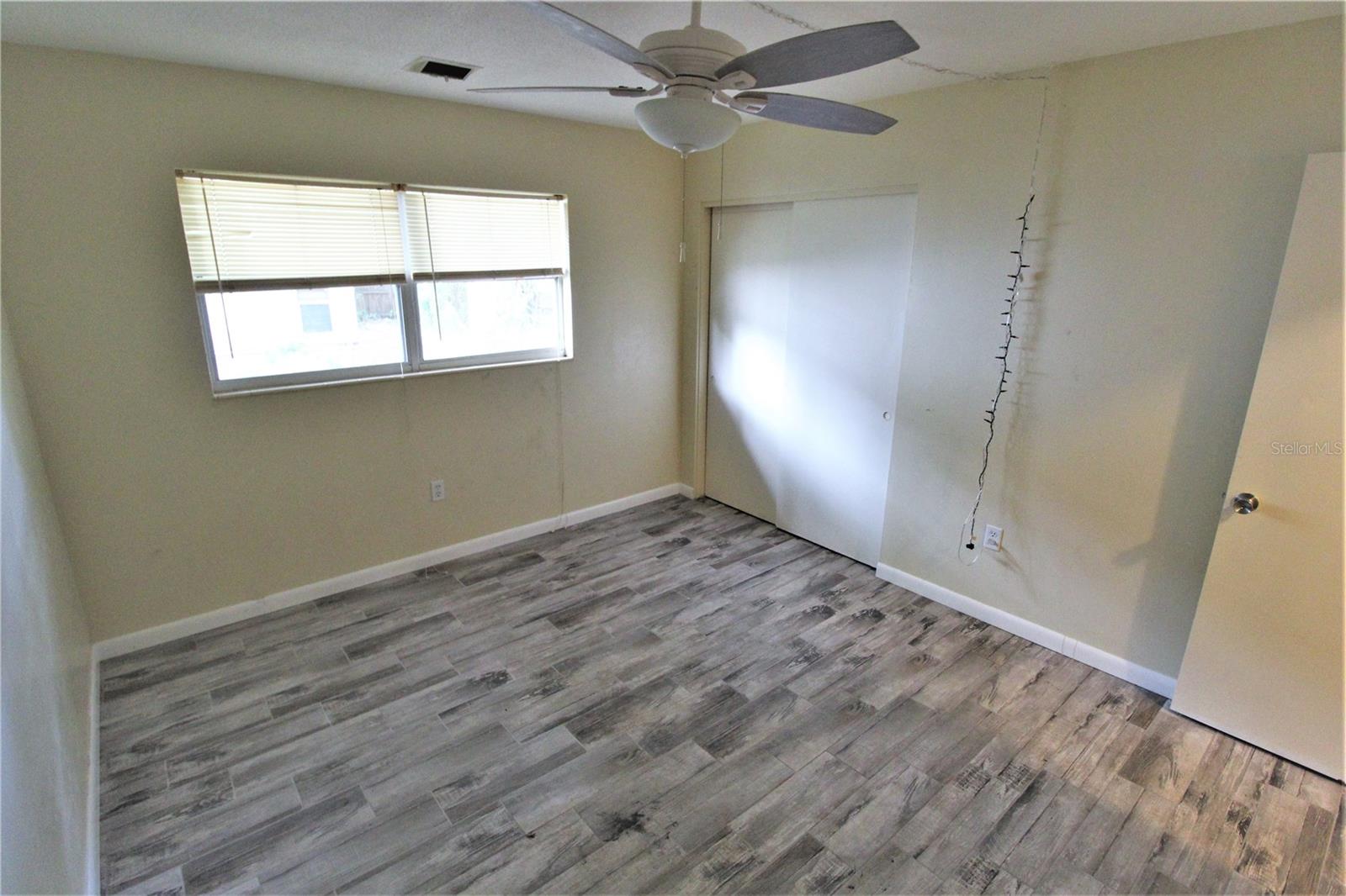 EDGEWATER - Residential Lease